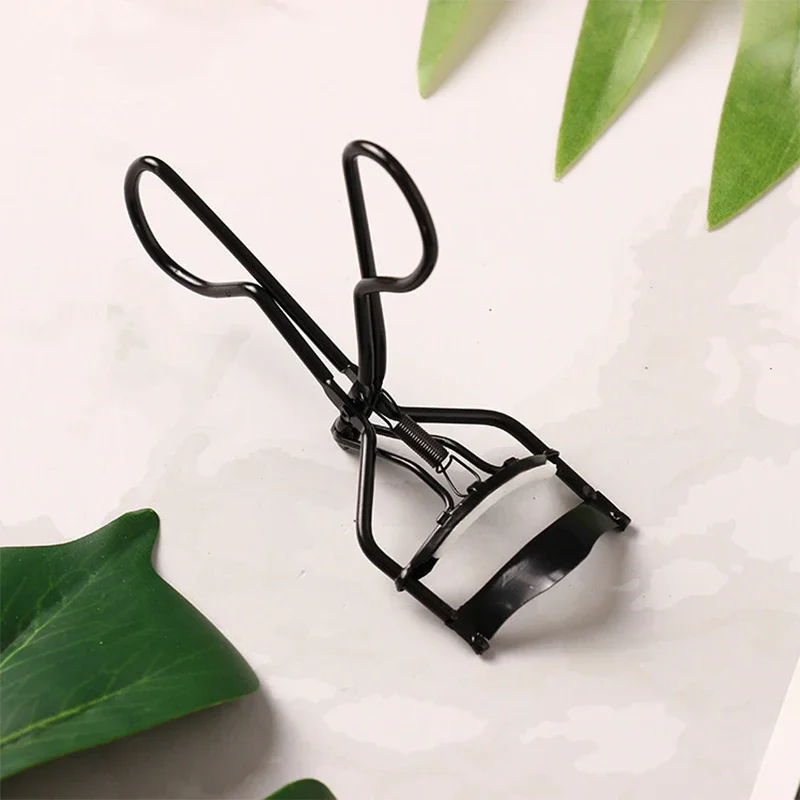 Display Risers Set - Woman Circle Eyelash Curler Curler Eyelash