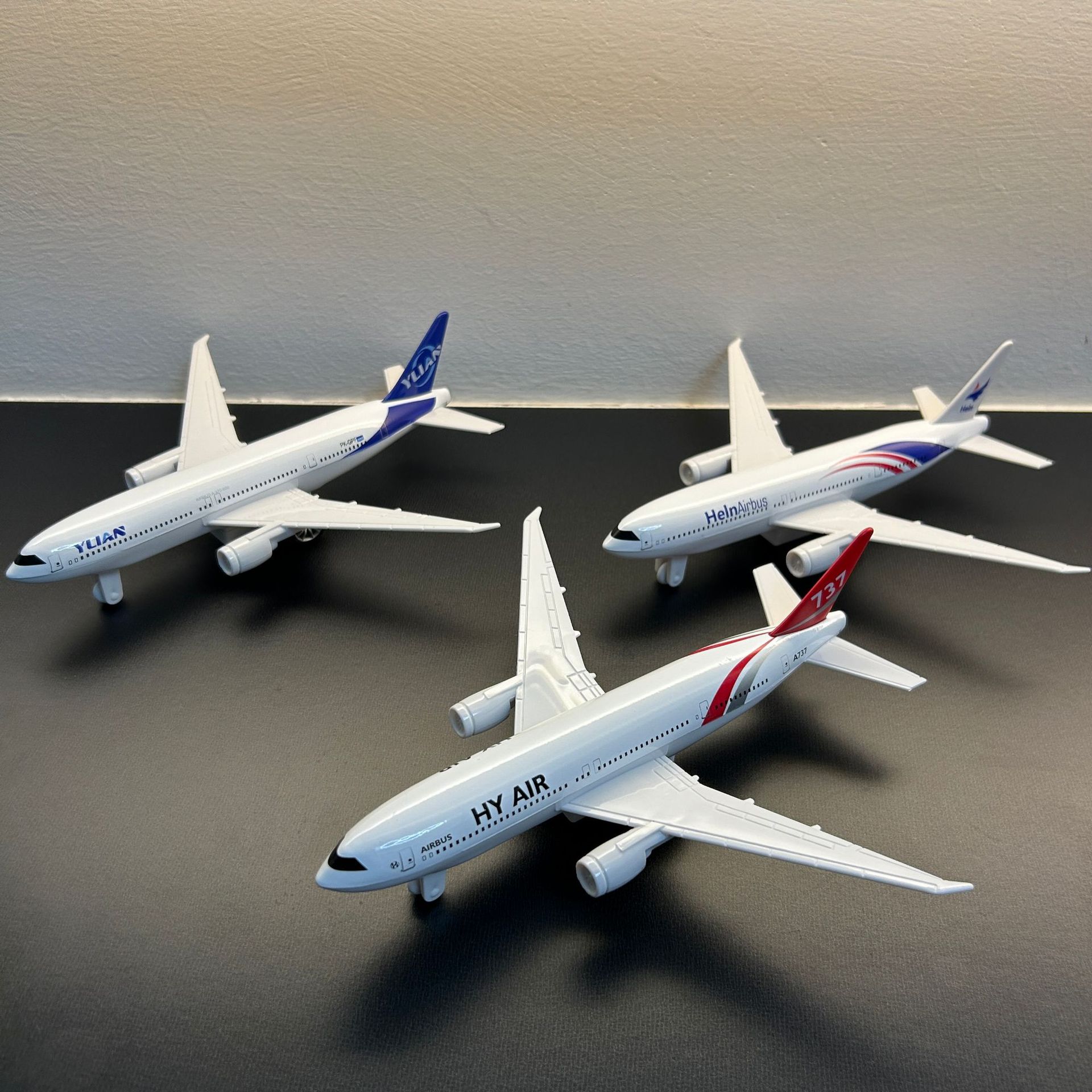 Model Airplane Plastic - Miniature Aviation Model Children Toy Simulation