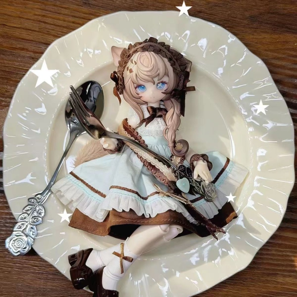 Inedible Doll Lunar Lore Meow  - огляд і ціна Mystery Box Blind Bag
